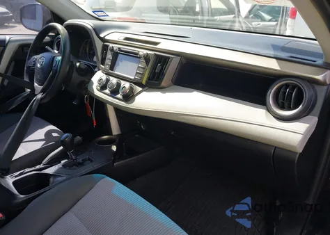 2015 Toyota Rav4 Le z USA, uszkodzony, nr VIN 2T3ZFREV6FW232900